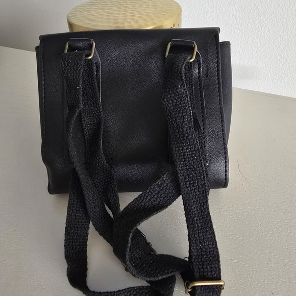 Black Or Brown Crossbody Mini Bag - Toddlers - Picture 11 of 13